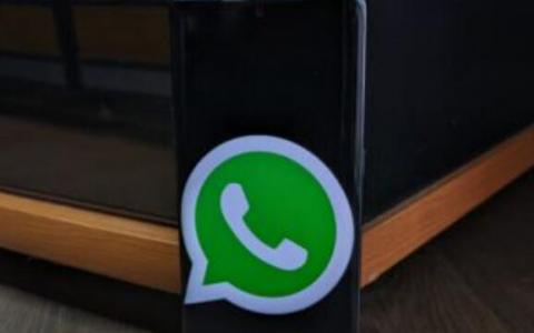 WhatsApp可能让您在未来发送错误报告