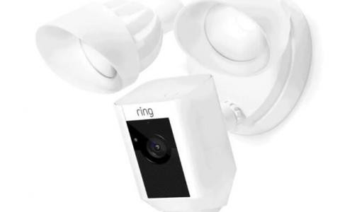 只需159美元 即可使用Ring Floodlight Cam Wired Plus保护您的家