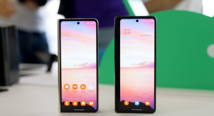 Galaxy Z Fold 4 比竞争对手 OEM 的刚性手机更耐用