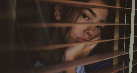 研究建议在筛查青少年糖尿病患者的抑郁症时要格外小心