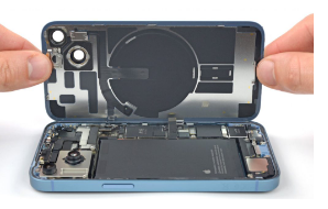 iPhone14拆解揭示了重新设计的内部结构可拆卸的后玻璃便于维修