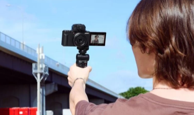 索尼ZV1F视频摄影机推出固定超广角镜头