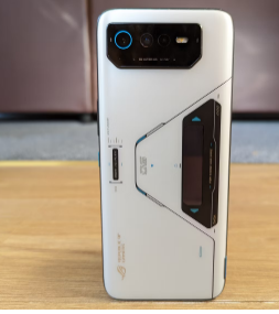 华硕ROG Phone 6 Pro评测突破手机游戏的极限