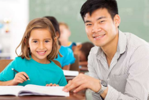 学校积极的社会情感环境促进学生的心理健康