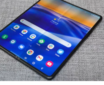 三星GalaxyZFold3现已稳定运行Android13