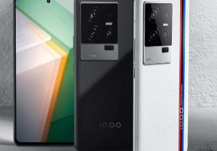 iQOO 11智能手机以下一级移动游戏体验亮相