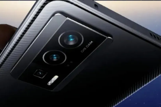 OnePlus 11实时图像揭示了发布前的完整设计