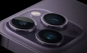 iPhone15的设计变化包括弯曲的边缘