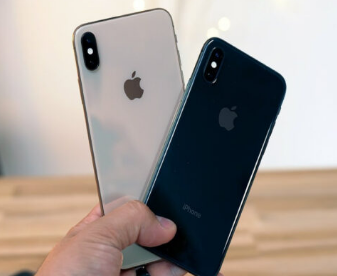 iPhone XS拥有64GB及256GB和512GB的内部存储空间