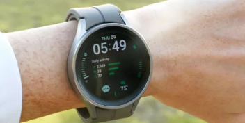 三星正在考虑带投影仪的Galaxy Watch