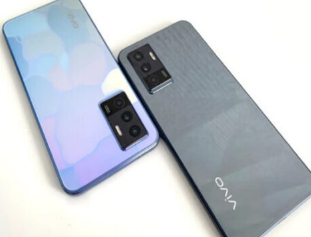 Vivo V23e配备6.44英寸AMOLED显示屏