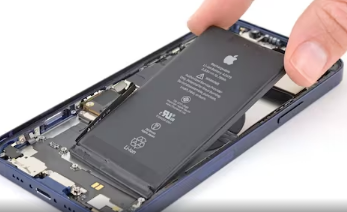 苹果提高了旧款iPhone保修期外电池的更换成本