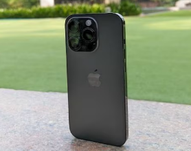 苹果可能会为iPhone15添加另一款旗舰机型