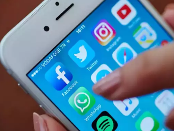 WhatsApp测试新更新允许iPhone用户共享最大2GB的大型媒体文件