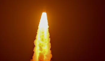 该航天器将携带两颗新加坡卫星进入轨道
