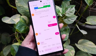 谷歌Messages的最新实验使RCS聊天在主屏幕中脱颖而出