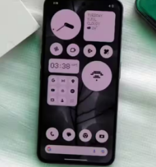 Nothing Phone 2现已在线下商店发售