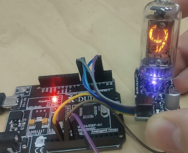聪明的PCB模块让您轻松为ARDUINO PC上的数码管供电