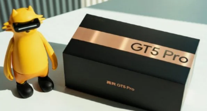 荣耀GT5 Pro智能手机零售盒图片