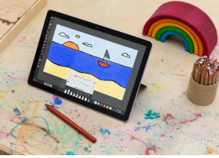 微软Surface Go 3获得新固件具有指南针和安全性改进