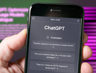 ChatGPT向所有用户推出语音聊天功能