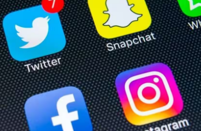 Instagram Stories的新Reveal功能促使人们潜入您的DM