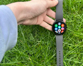 一款更便宜的新款三星Galaxy Watch可能会比预期更早上市