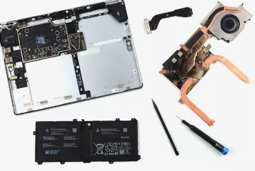 微软的新款Surface具有极强的可修复性